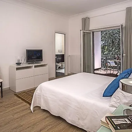 Sleeps 11 Pool Air Con Wifi Apartment Sorrent