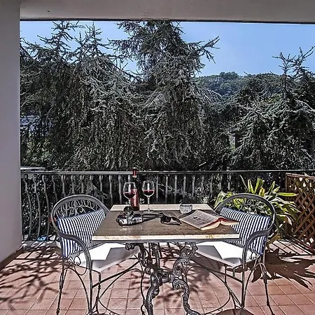 Sleeps 11 Pool Air Con Wifi Sorrent