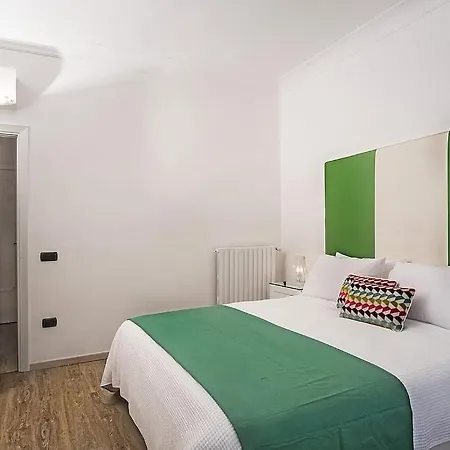 Sleeps 11 Pool Air Con Wifi Sorrent