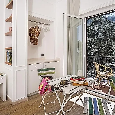 Apartment Sleeps 11 Pool Air Con Wifi